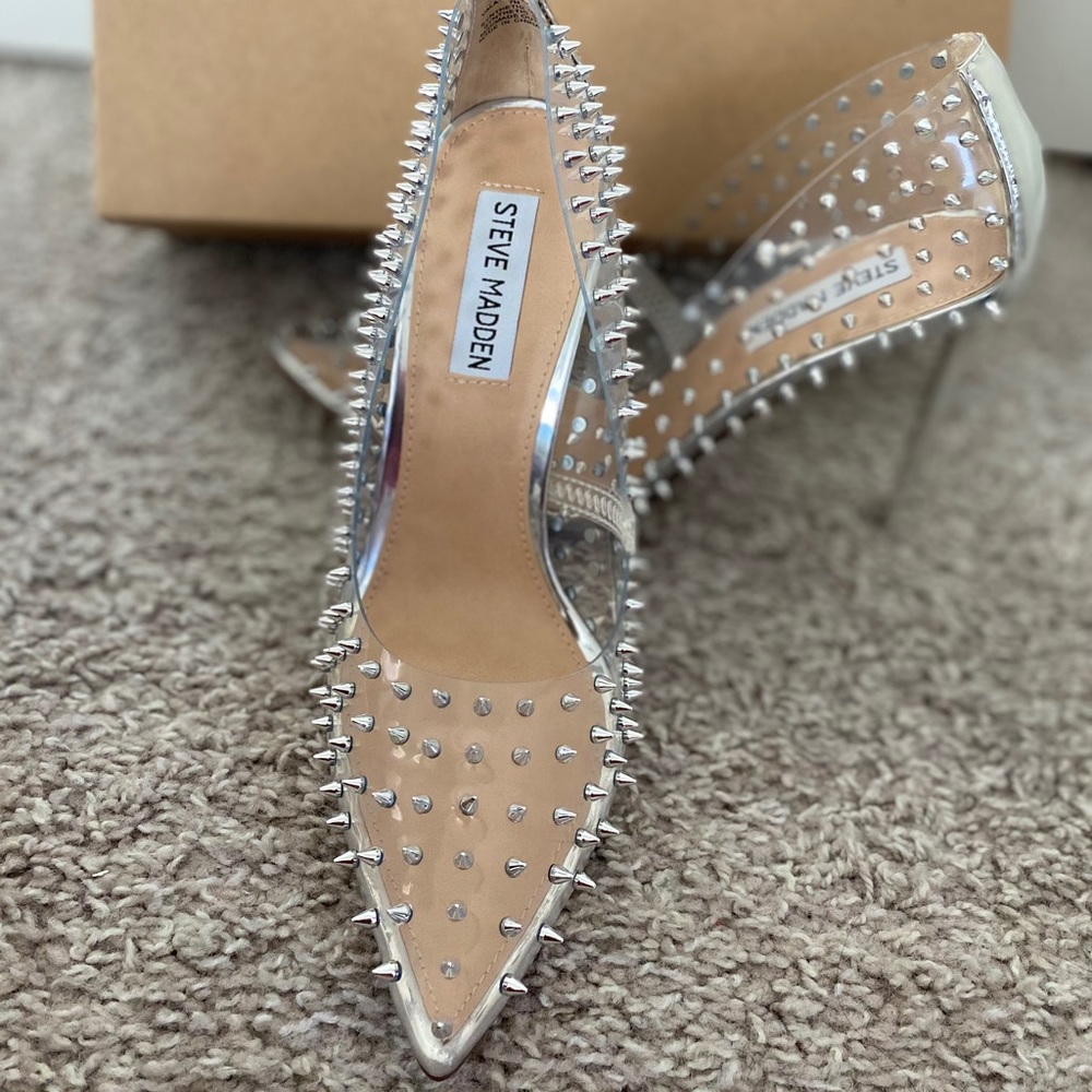 Steve Madden Vala-S Clear size 6 1/2